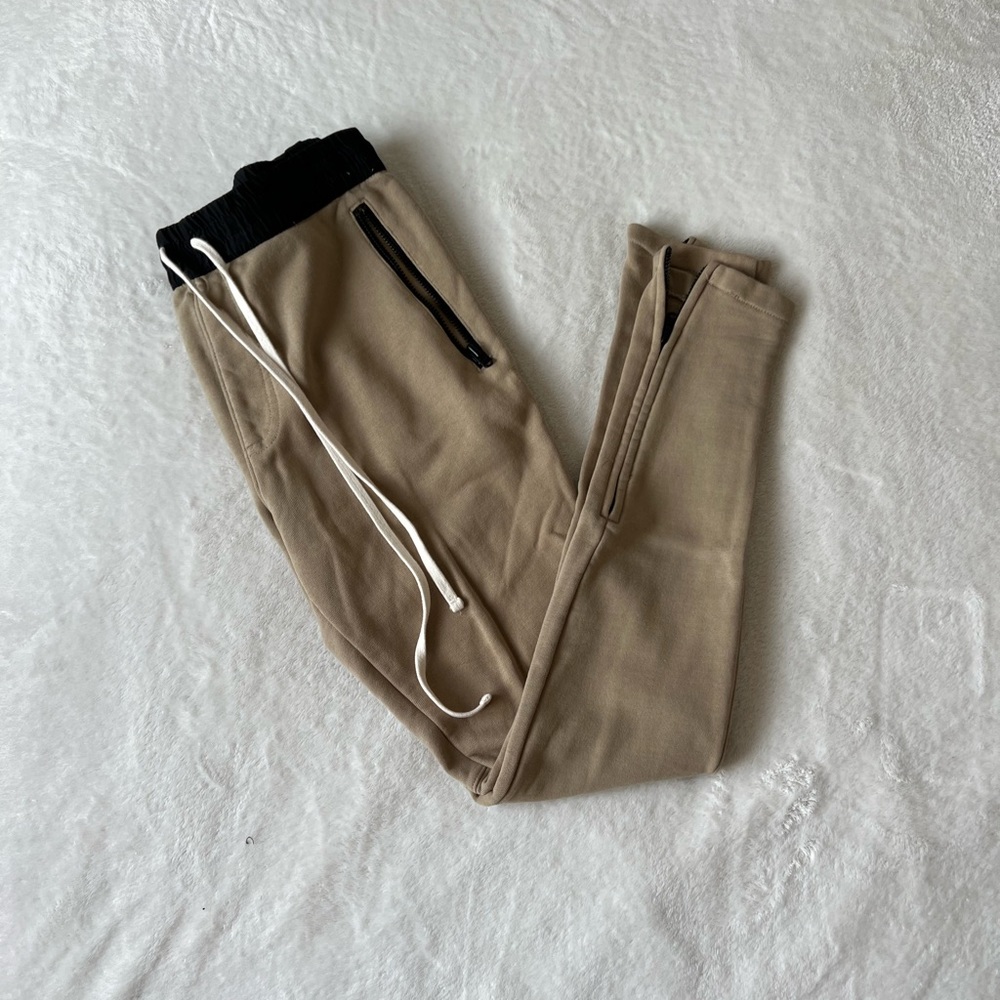 Fear of God essentials jogger